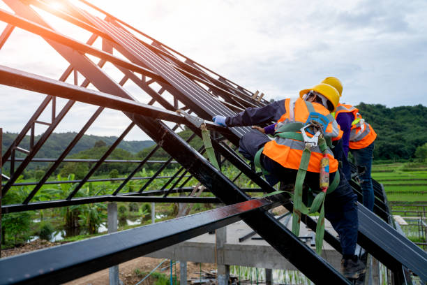 Best Local Roofing Companies  in Fredericktown, OH